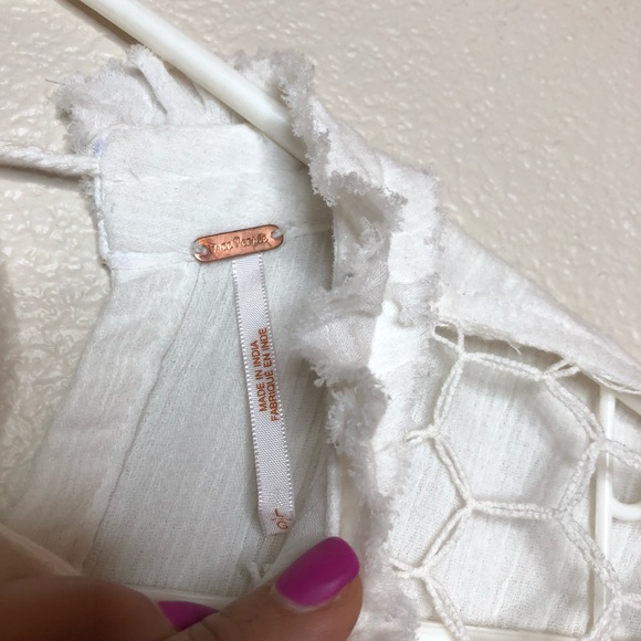 Free people white sleeves too with open tie back - Picture 5 of 7